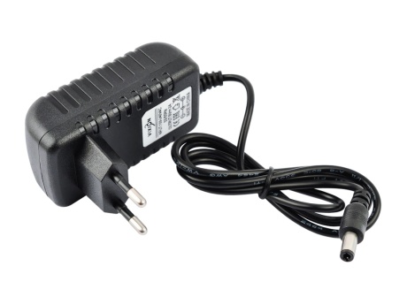 Универсальное ЗУ для планшетов 9V / 2A (5,5*2,5) (VIXION)